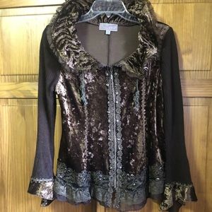 Pretty Angel romantic zip front sweater